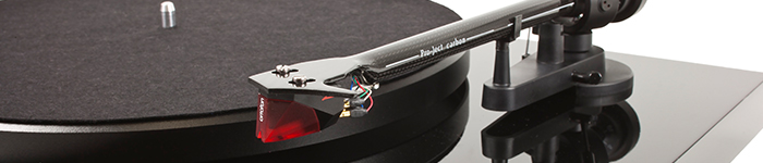 Gramophone - PRO-JECT DEBUT CARBON DC TURNTABLE
