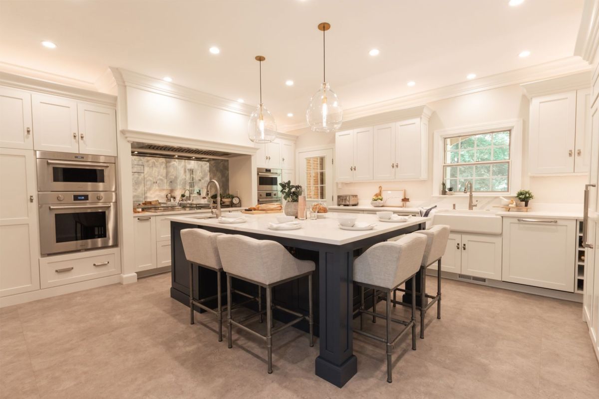 Elegant Understated Kitchen